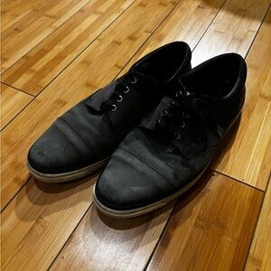 Louis Vuitton Black Leather Lace-Up Oxfords.mf2607